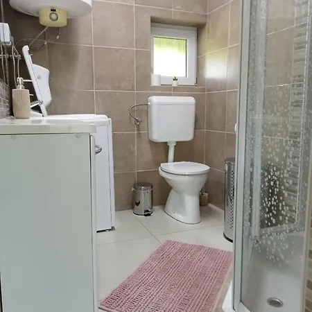 Apartment Cinege Felsopahok