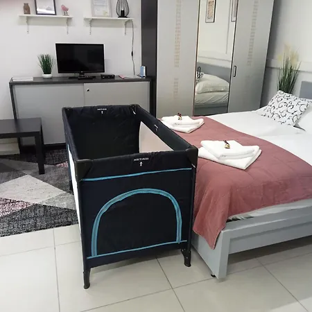 Apartment Cinege *